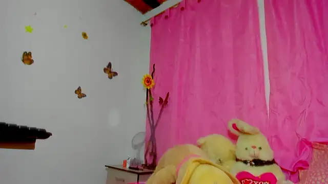 Snapshot of Dana_Jeins chatting on September 26, 2025, 9:05 am Dana Jeins online show from September 26, 2025, 9:05 am