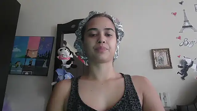 trianabell online show from March 13, 2026, 4:45 pm