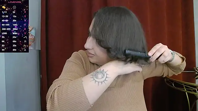 BustyAllyy online show from November 23, 2025, 6:29 pm