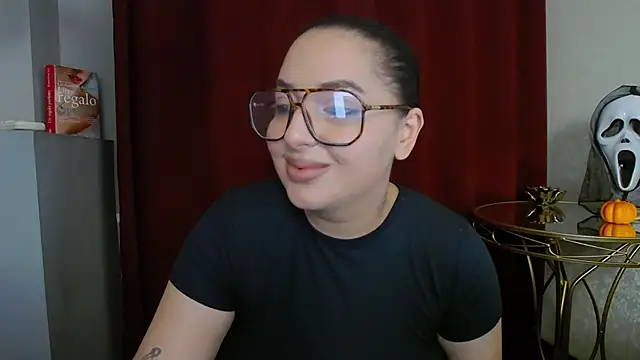 Snapshot of BustyAllyy chatting on October 31, 2025, 6:26 pm BustyAllyy online show from October 31, 2025, 6:26 pm