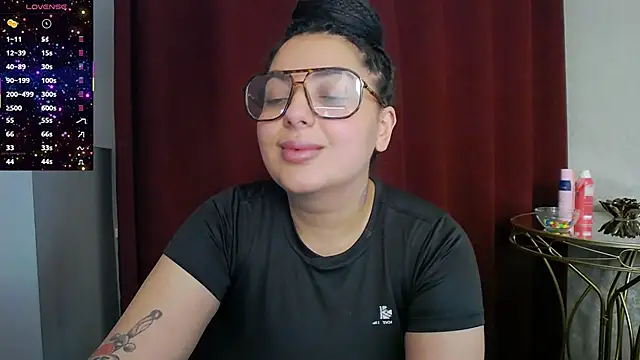 Snapshot of BustyAllyy chatting on October 11, 2025, 4:41 pm BustyAllyy online show from October 11, 2025, 4:41 pm