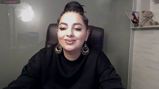 Snapshot of BustyAllyy chatting on March 8, 2025, 2:45 am BustyAllyy online show from March 8, 2025, 2:45 am