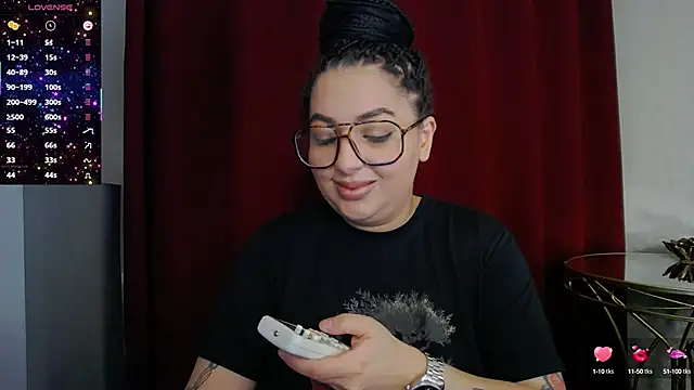 Snapshot of BustyAllyy chatting on October 13, 2025, 6:09 pm BustyAllyy online show from October 13, 2025, 6:09 pm