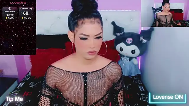 Snapshot of Amanda_bigx chatting on October 22, 2025, 5:51 am Amanda bigx online show from October 22, 2025, 5:51 am