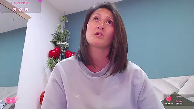 SharisWillian online show from March 14, 2025, 4:10 am