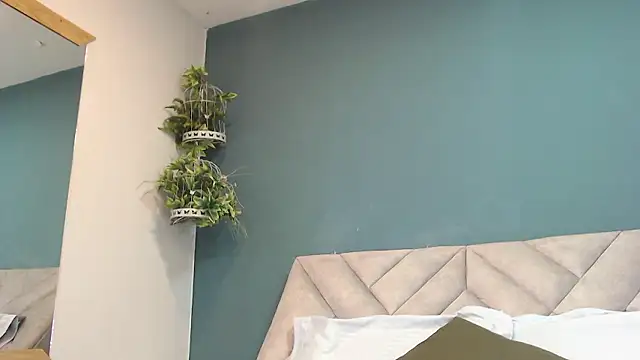 SharisWillian online show from January 17, 2026, 4:05 am