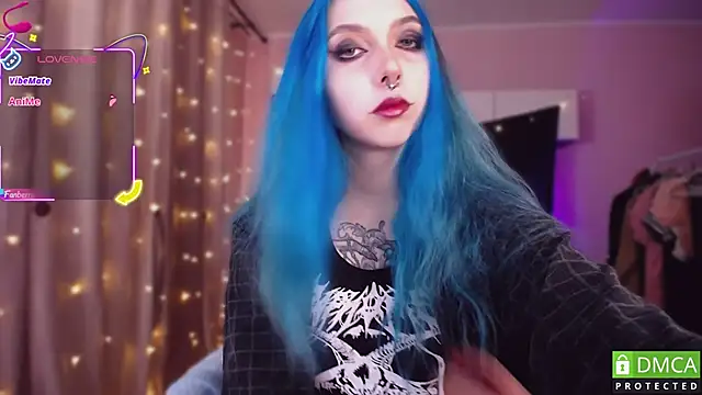 JustMeowGirl online show from November 2, 2025, 4:28 am