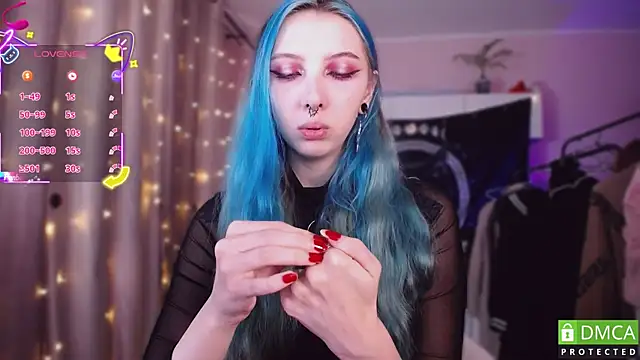 JustMeowGirl online show from December 14, 2025, 5:13 am