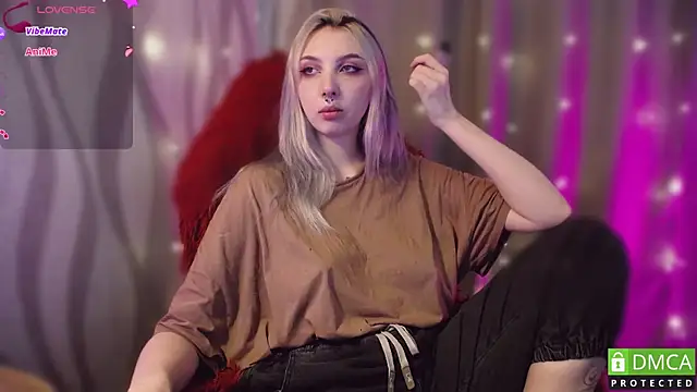 JustMeowGirl online show from February 8, 2025, 9:03 am