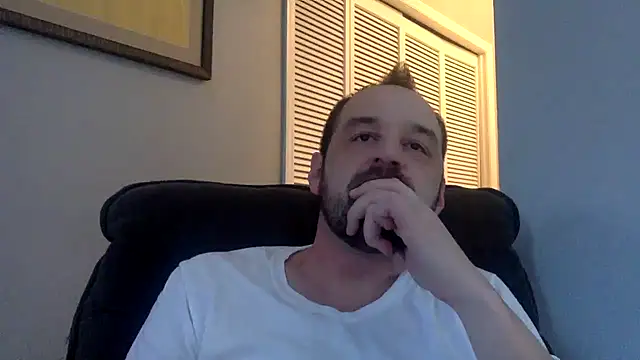Snapshot of Kink_Master_Daddy chatting on April 29, 2026, 12:59 am Kink Master Daddy online show from April 29, 2026, 12:59 am
