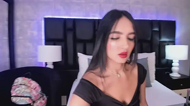 MiaSweeths online show from January 18, 2025, 12:04 pm
