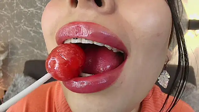 mia roux13 online show from March 13, 2025, 12:37 am