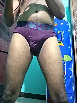 mallugadi89 online show from April 28, 2026, 8:02 pm