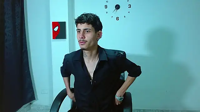 Snapshot of Bastiaan_28 chatting on September 26, 2025, 2:29 am Bastiaan 28 online show from September 26, 2025, 2:29 am