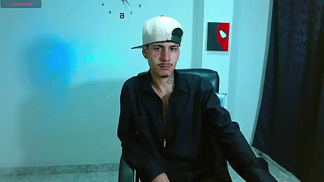 Snapshot of Bastiaan_28 chatting on October 11, 2025, 11:28 pm Bastiaan 28 online show from October 11, 2025, 11:28 pm