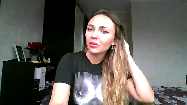 AngelinaLove28 online show from November 27, 2025, 7:42 am