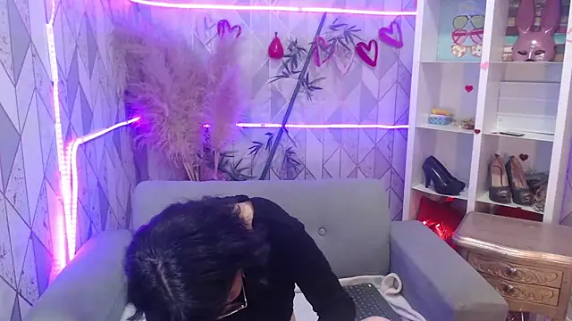 Snapshot of charlottemoonxz chatting on September 17, 2025, 6:54 pm charlottemoonxz online show from September 17, 2025, 6:54 pm