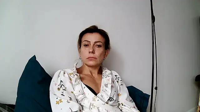 anechka1 online show from December 5, 2025, 5:55 pm