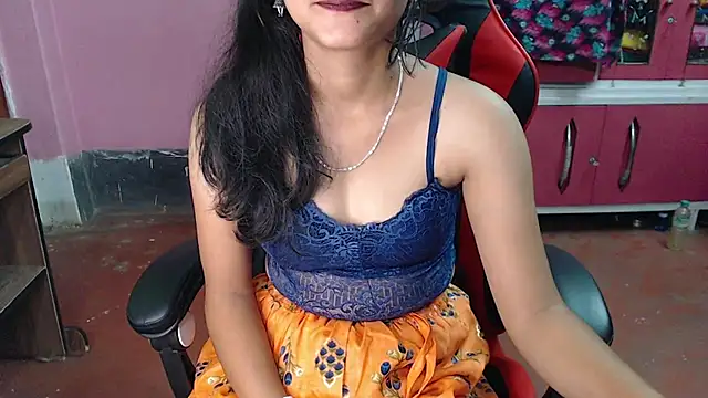 Angel Alison  online show from February 23, 2025, 9:37 pm