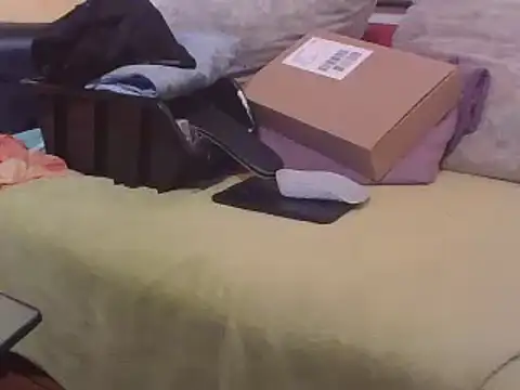 Snapshot of 0815lukas2024 chatting on February 10, 2025, 2:19 am 0815lukas2024 online show from February 10, 2025, 2:19 am