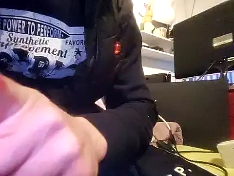 Snapshot of 0815lukas2024 chatting on January 22, 2025, 2:59 am 0815lukas2024 online show from January 22, 2025, 2:59 am