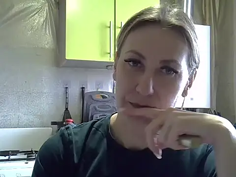 AshleyXHoney online show from February 24, 2026, 6:36 am