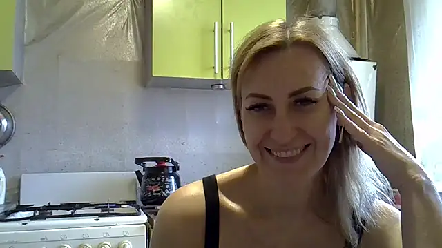 AshleyXHoney online show from December 6, 2024, 8:53 am