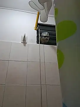 Wynni online show from April 6, 2026, 12:17 am