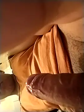 Snapshot of Guanin69jk chatting on October 23, 2025, 10:25 am Guanin69jk online show from October 23, 2025, 10:25 am