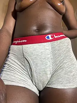 Snapshot of julietunderwoood chatting on September 28, 2025, 4:19 am julietunderwoood online show from September 28, 2025, 4:19 am