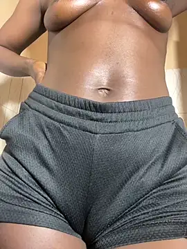 Snapshot of julietunderwoood chatting on September 29, 2025, 4:52 am julietunderwoood online show from September 29, 2025, 4:52 am