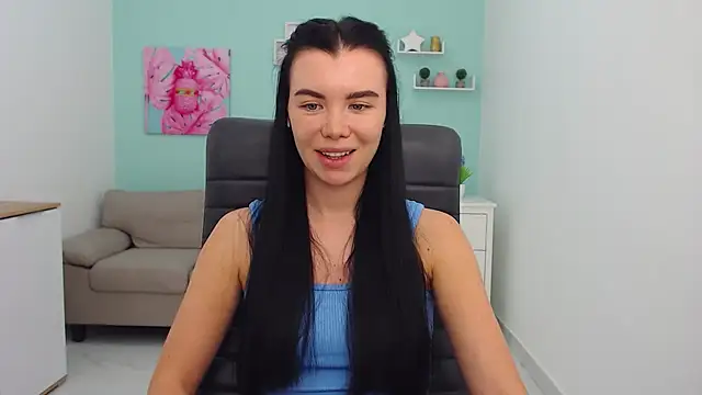 MadisonGomes online show from January 28, 2025, 9:51 am