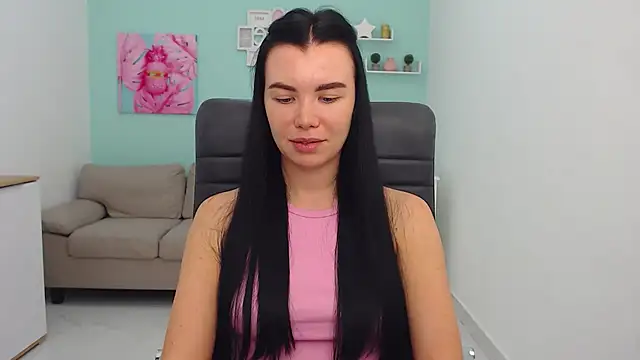MadisonGomes online show from February 6, 2025, 9:53 am