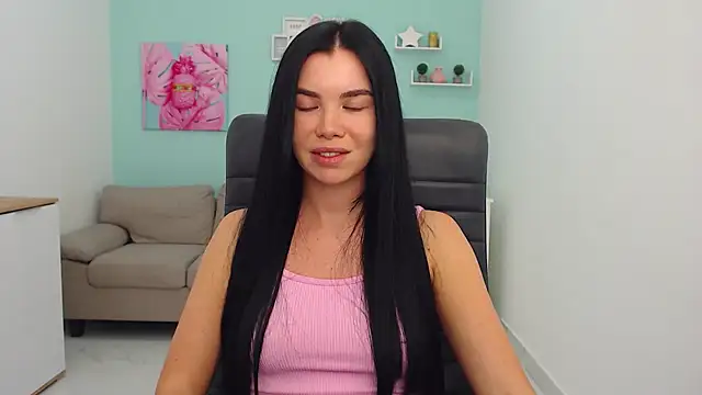 MadisonGomes online show from January 19, 2025, 12:28 pm