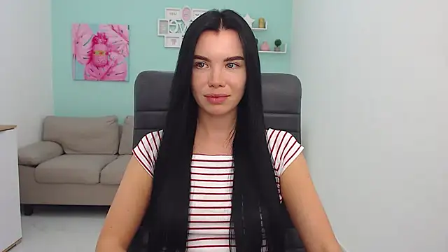 MadisonGomes online show from March 11, 2025, 10:18 am