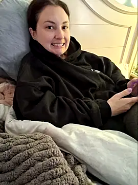 MilfyMrsRobinson online show from February 27, 2025, 12:12 pm