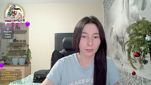 Wowpornoo online show from December 27, 2024, 12:34 pm