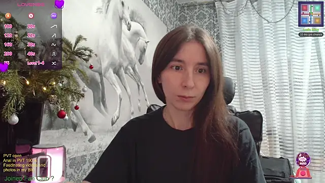Wowpornoo online show from December 17, 2024, 12:11 pm