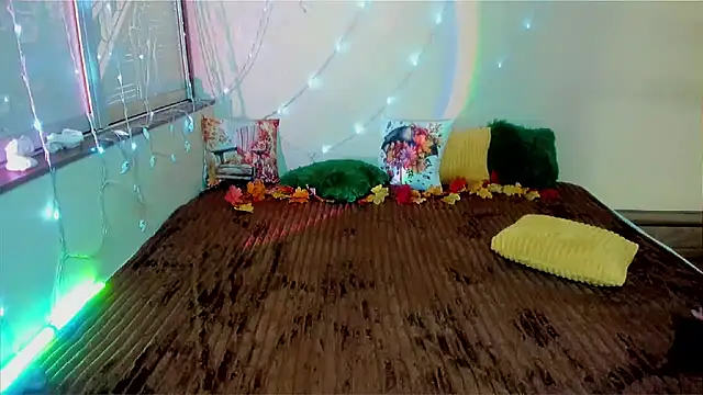 LizaSenri online show from September 26, 2025, 7:32 pm