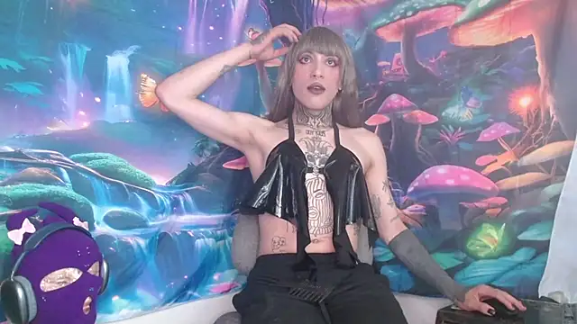Snapshot of charlotbelucci_ chatting on February 5, 2025, 5:20 pm charlotbelucci online show from February 5, 2025, 5:20 pm
