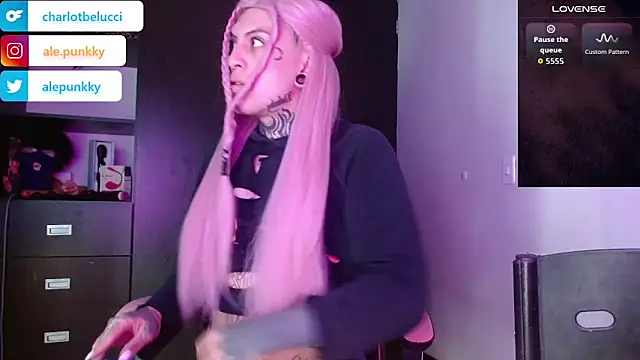 charlotbelucci  online show from December 1, 2025, 8:59 am