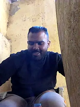 ListedLoin online show from April 7, 2026, 6:48 am