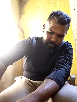 Snapshot of ListedLoin chatting on February 10, 2026, 12:59 pm ListedLoin online show from February 10, 2026, 12:59 pm