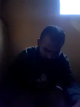 ListedLoin online show from November 27, 2025, 3:01 pm