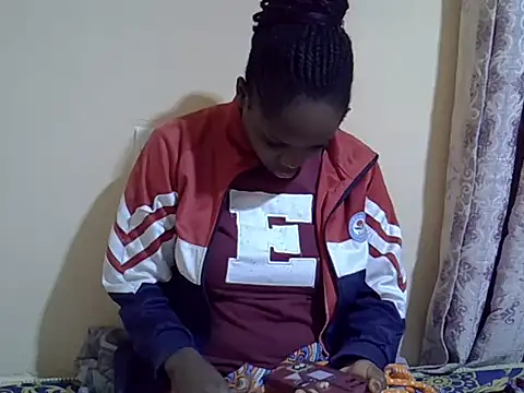 HOT-JAZMINE online show from September 28, 2025, 4:41 am