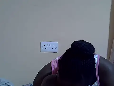 HOT-JAZMINE online show from October 14, 2025, 7:31 am