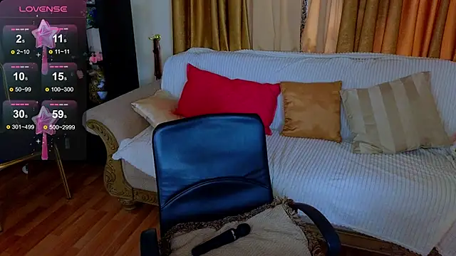 Snapshot of JessicaCartier chatting on October 15, 2025, 4:33 am JessicaCartier online show from October 15, 2025, 4:33 am