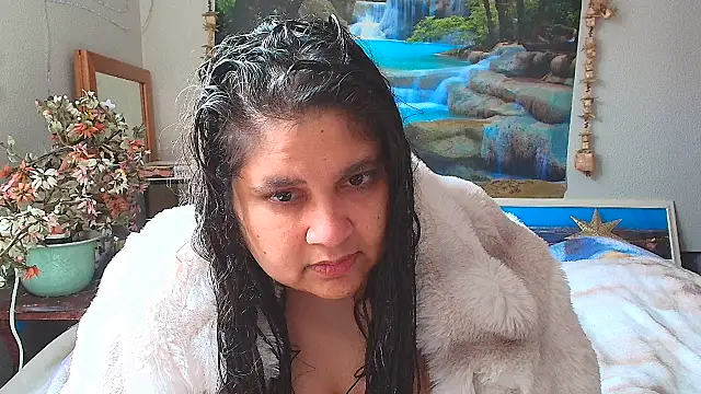 MelanieFawker online show from March 3, 2025, 4:58 pm