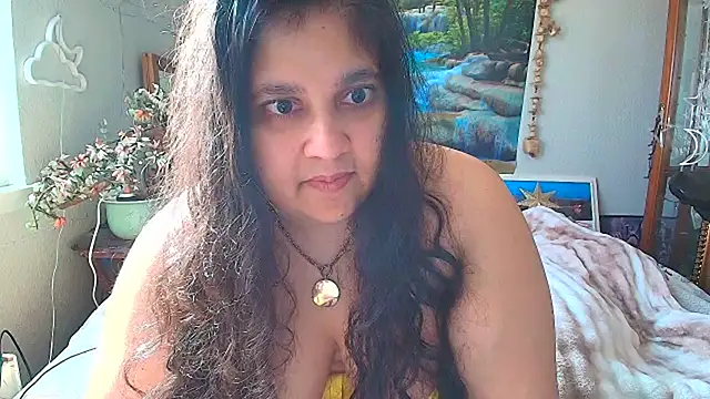 MelanieFawker online show from February 24, 2025, 5:53 pm