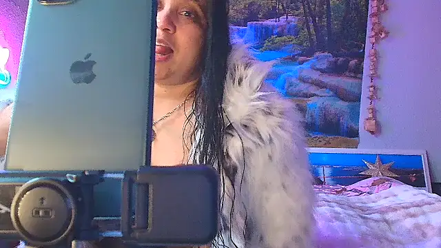 MelanieFawker online show from March 2, 2025, 5:41 pm